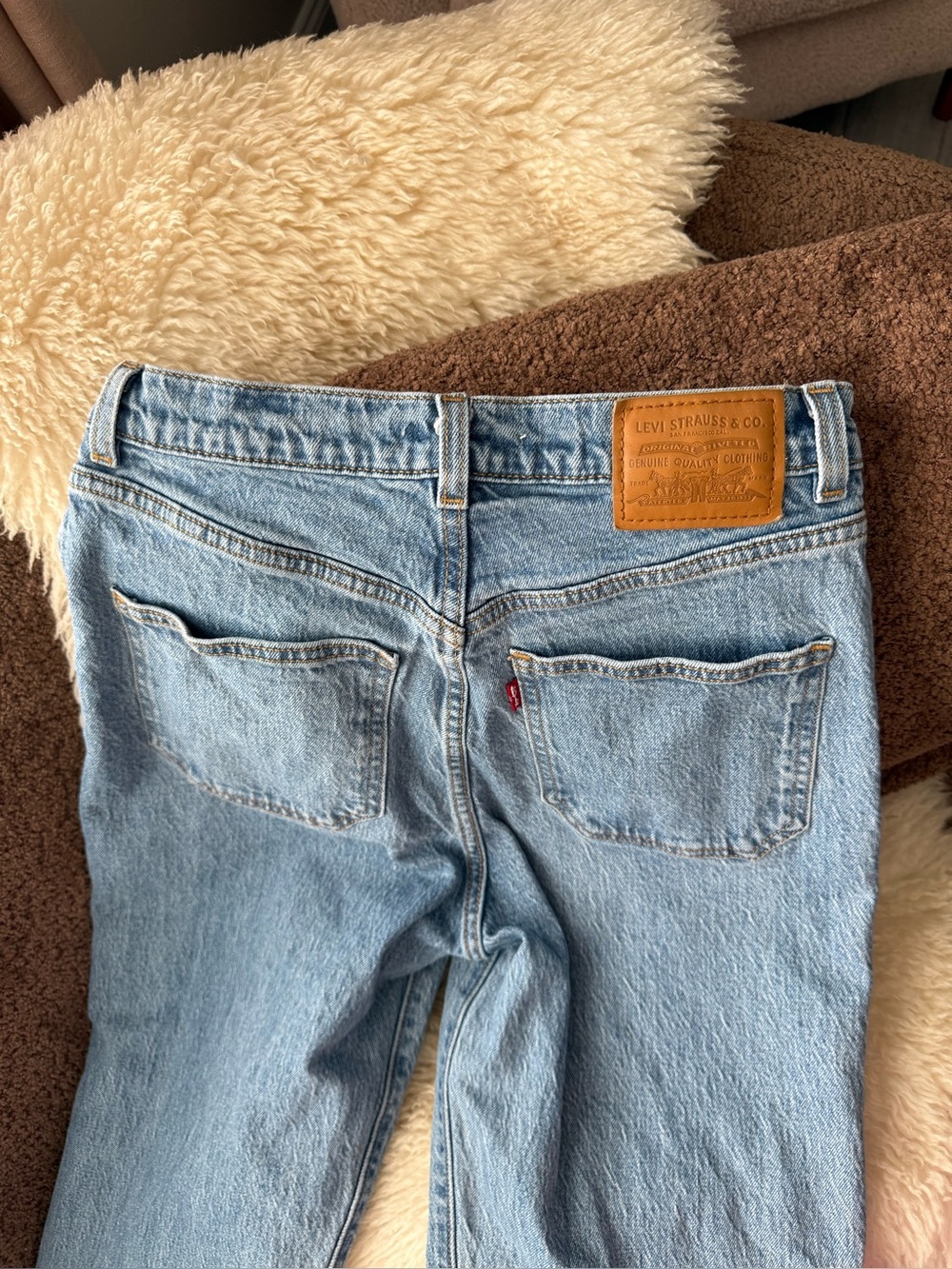 Levi’s Ribcage Straight Jeans - Picture 6 of 7